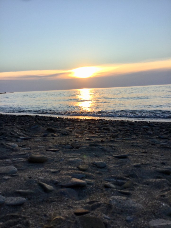 Speers photo of sunset at the beach